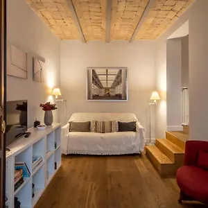 Fotofever Apt, Two Bedrooms With Air Conditioned In Elegant Shopping Area, Close To Vatican , Rome Italie